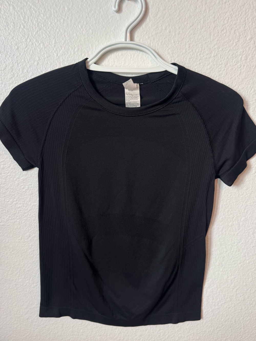 Old Navy Black Seamless Short Sleeve Tee